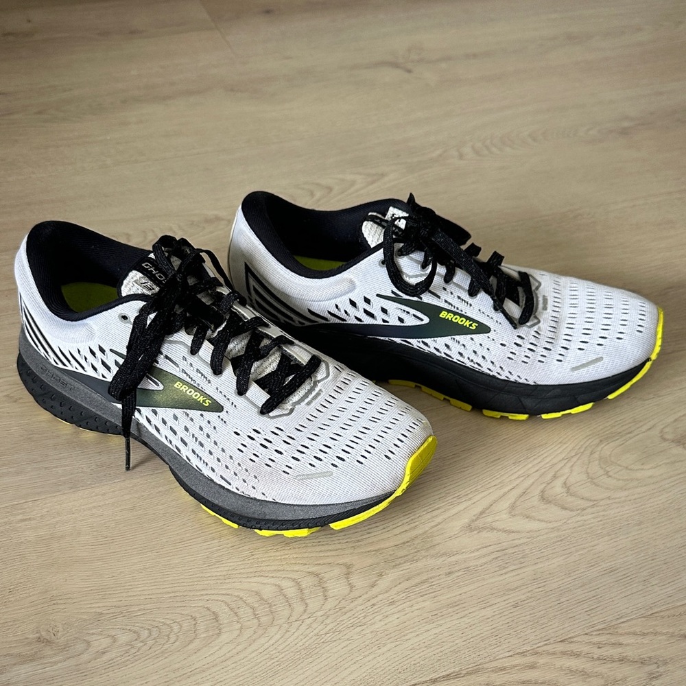 Brooks Ghost 13 Women’s Running Shoes - 9 White, Black, and Lime Yellow